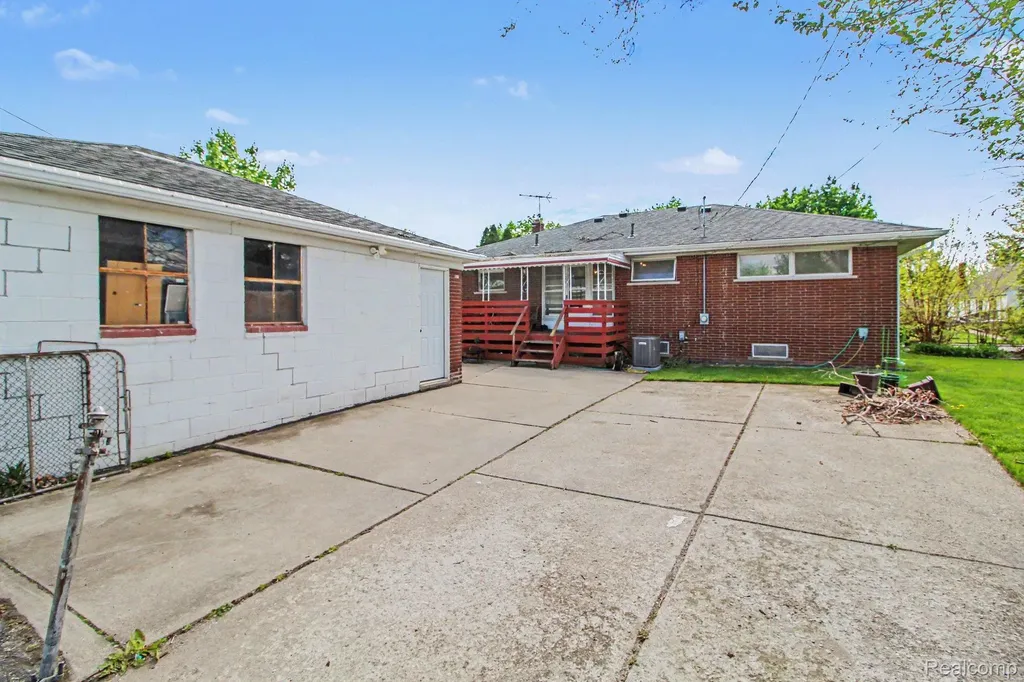 17751 Ruth Street Melvindale City MI 48122