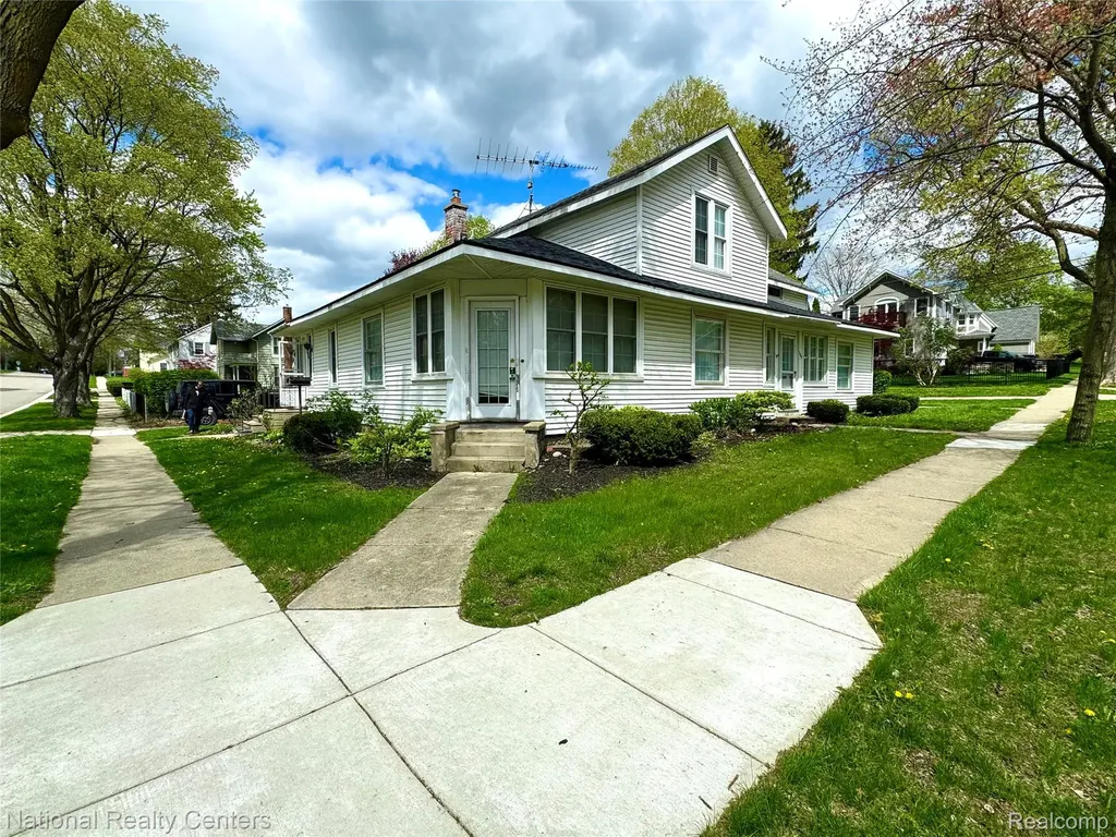 604 Union Street Milford Village MI 48381