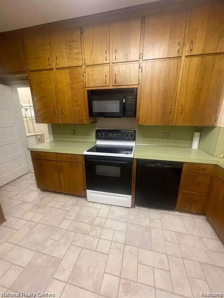 604 Union Street Milford Village MI 48381