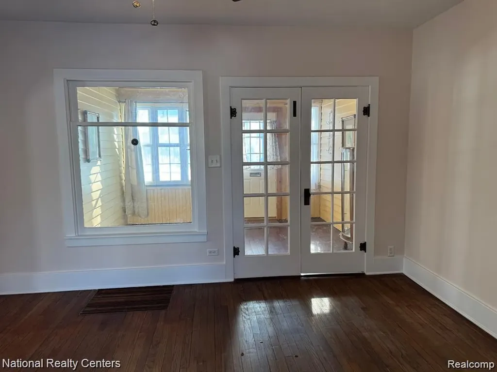 604 Union Street Milford Village MI 48381