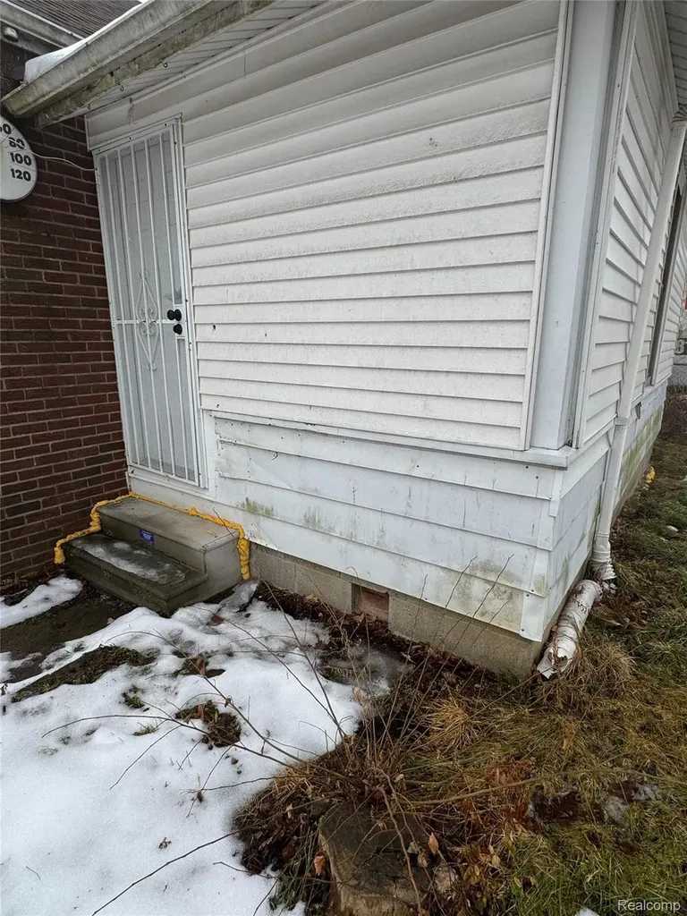 11845 Laing Street Detroit City MI 48224
