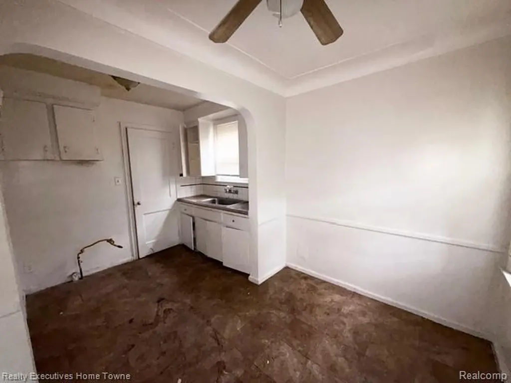 12906 Faust Avenue Detroit City MI 48223
