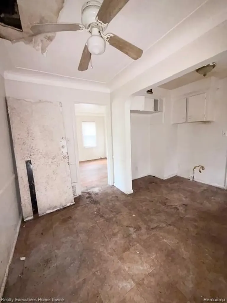 12906 Faust Avenue Detroit City MI 48223
