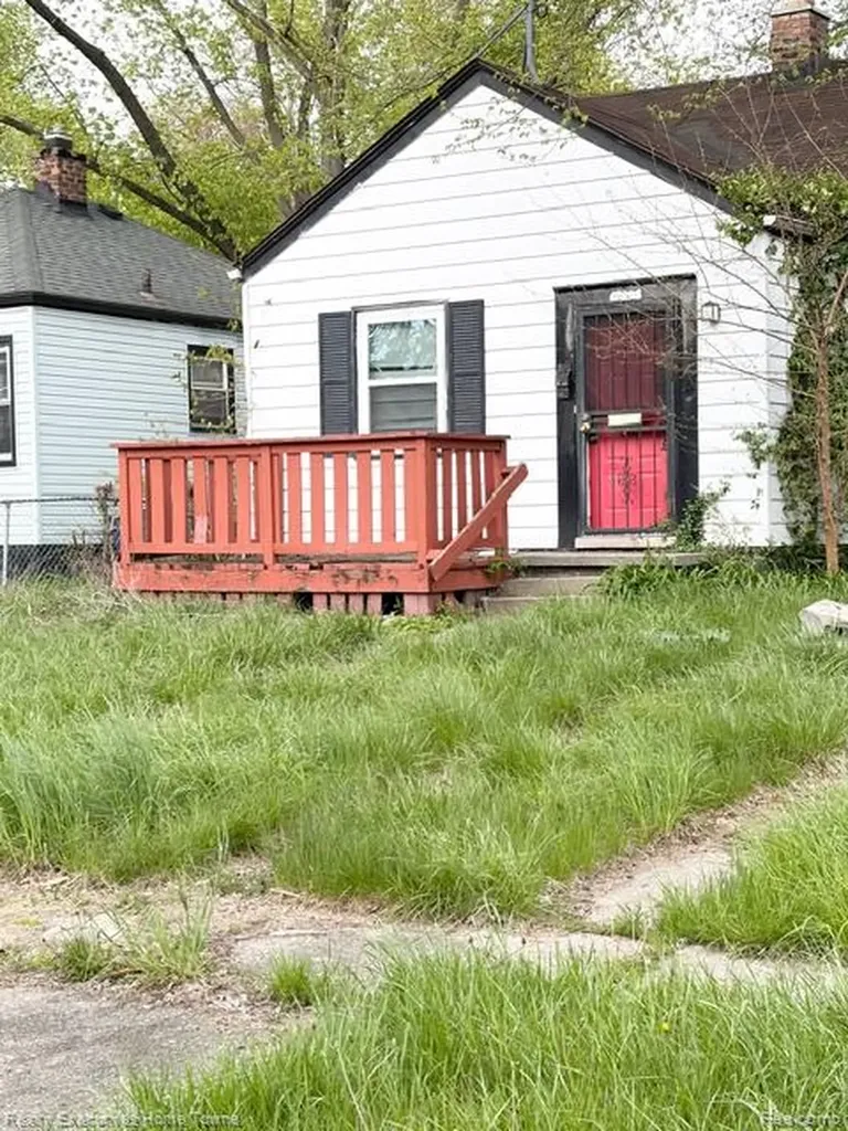 12906 Faust Avenue Detroit City MI 48223