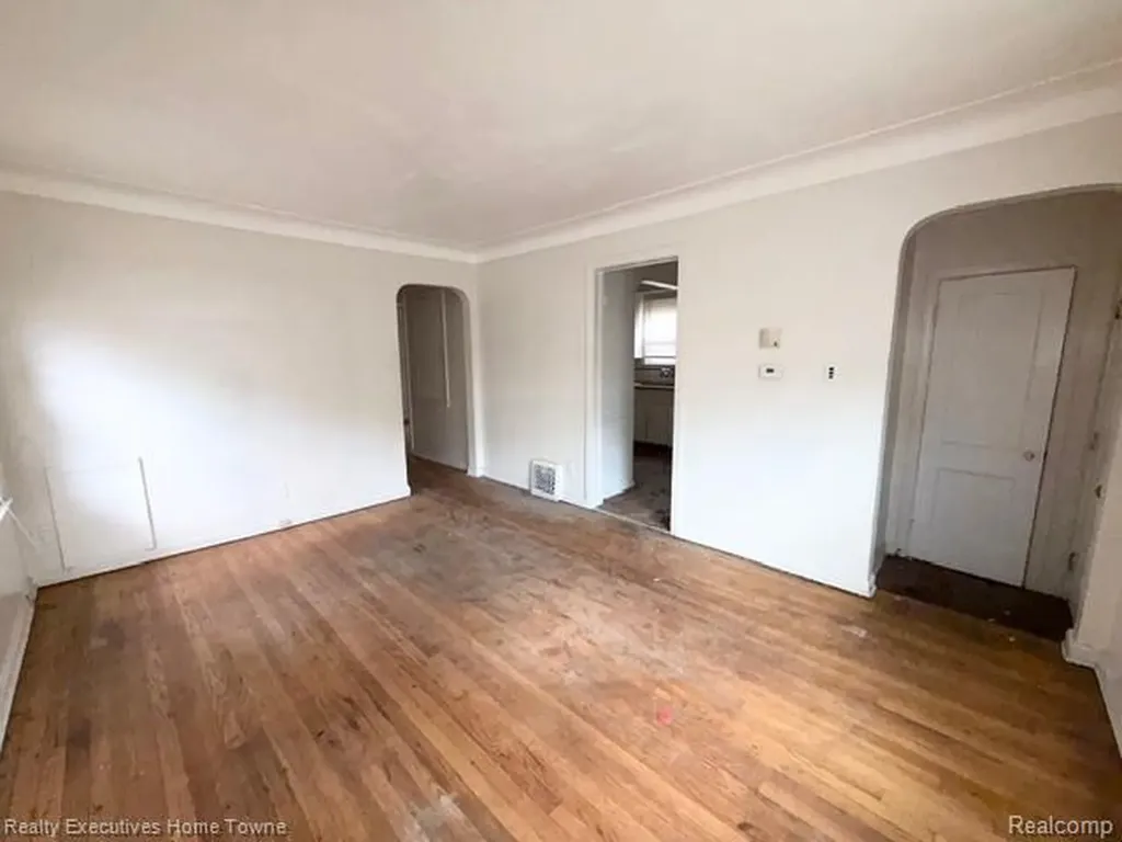 12906 Faust Avenue Detroit City MI 48223