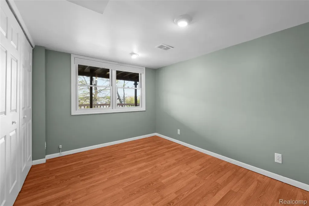 235 Indianwood Road Orion Charter Township MI 48362