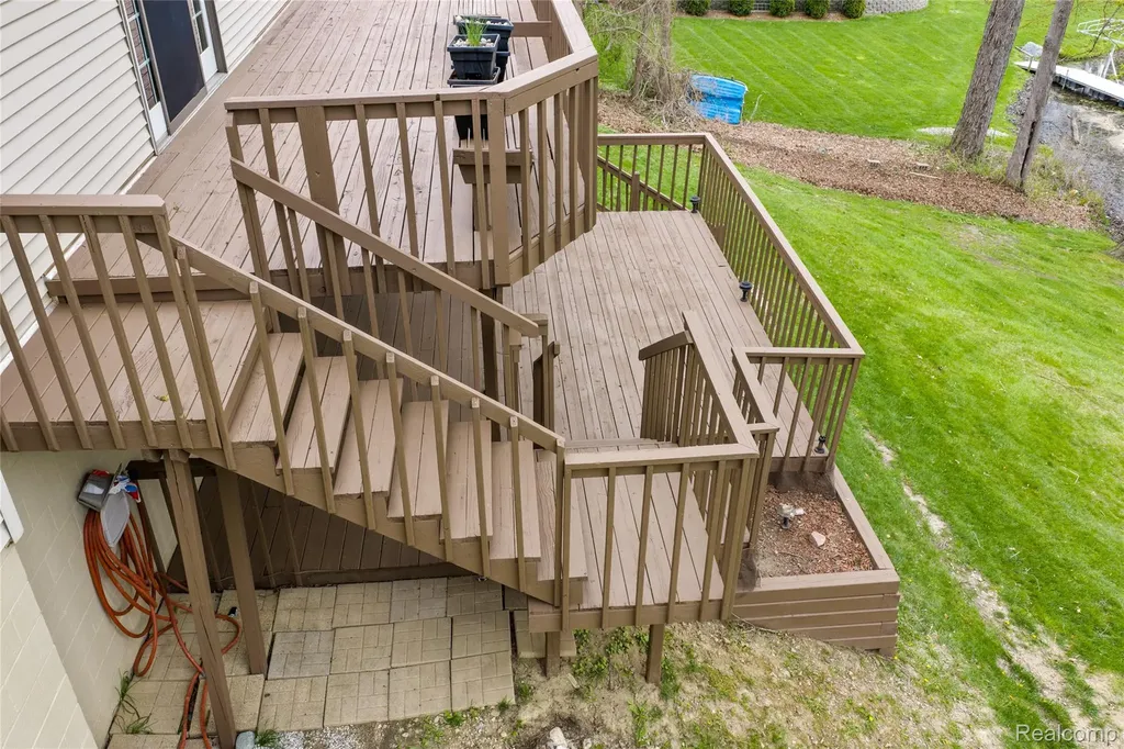 235 Indianwood Road Orion Charter Township MI 48362