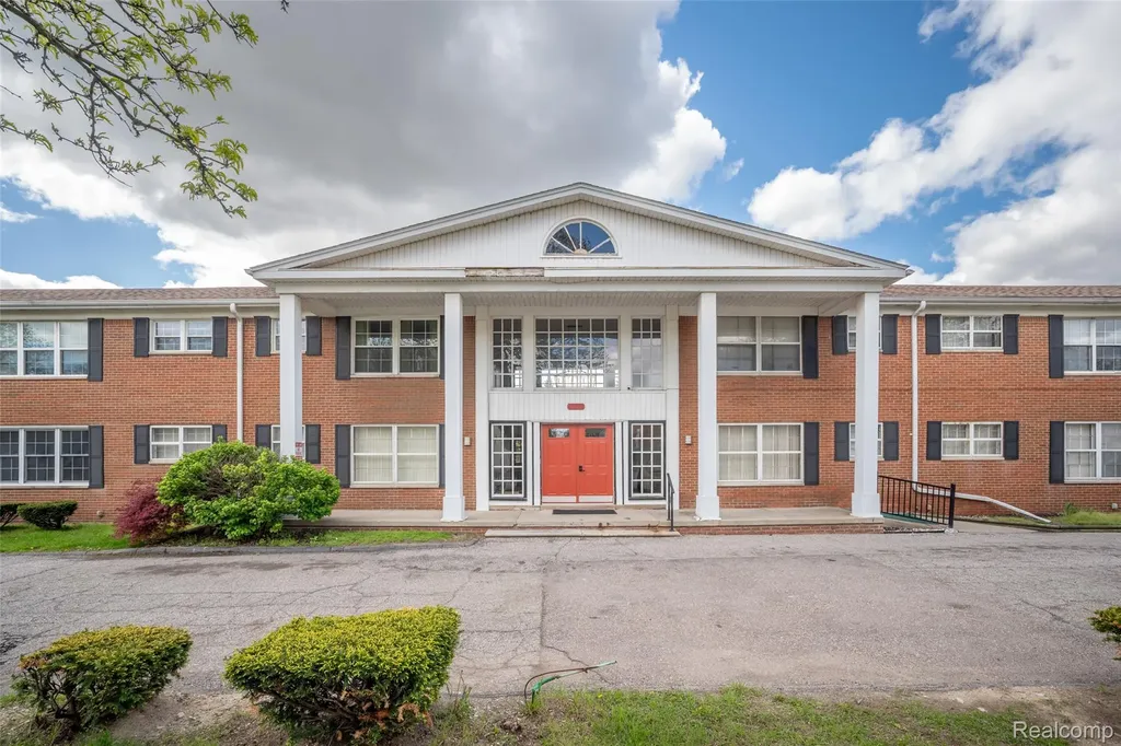 25301 5 Mile Road Redford Charter Township MI 48239
