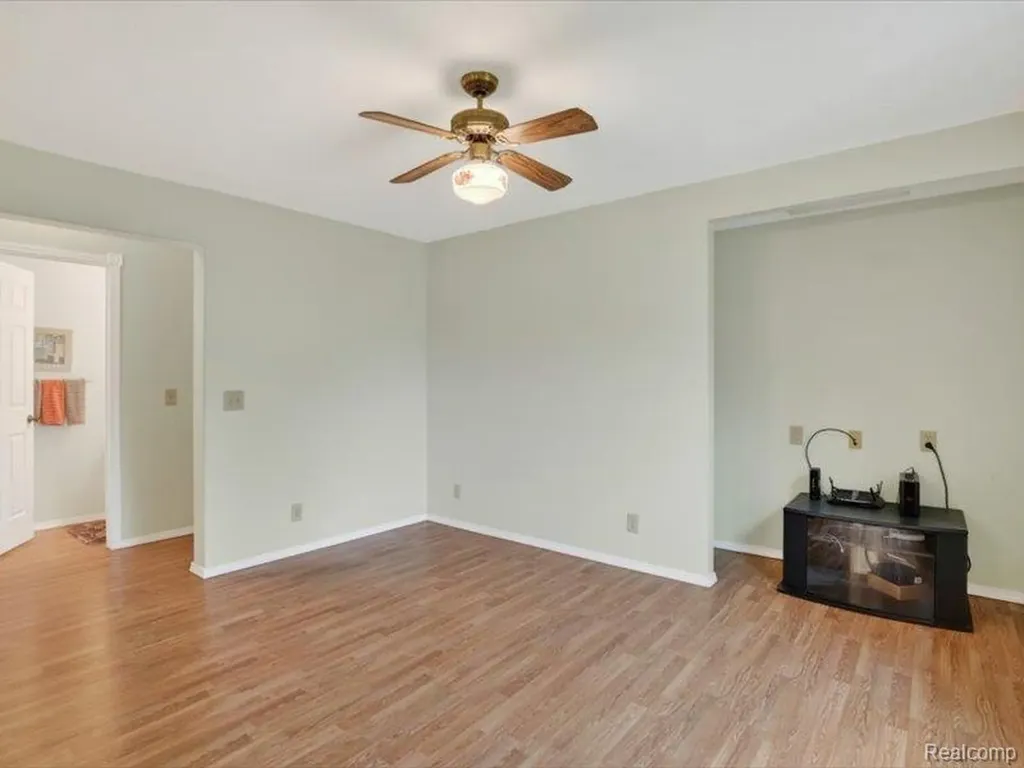 5081 Vines Road Marion Township MI 48843