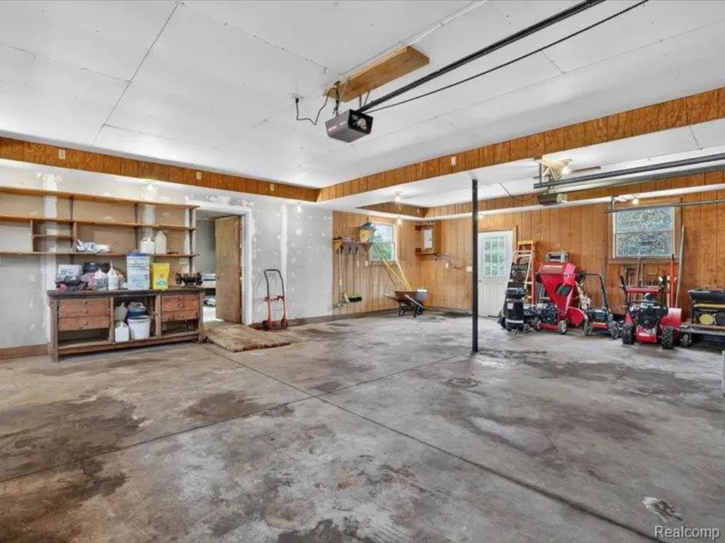 5081 Vines Road Marion Township MI 48843