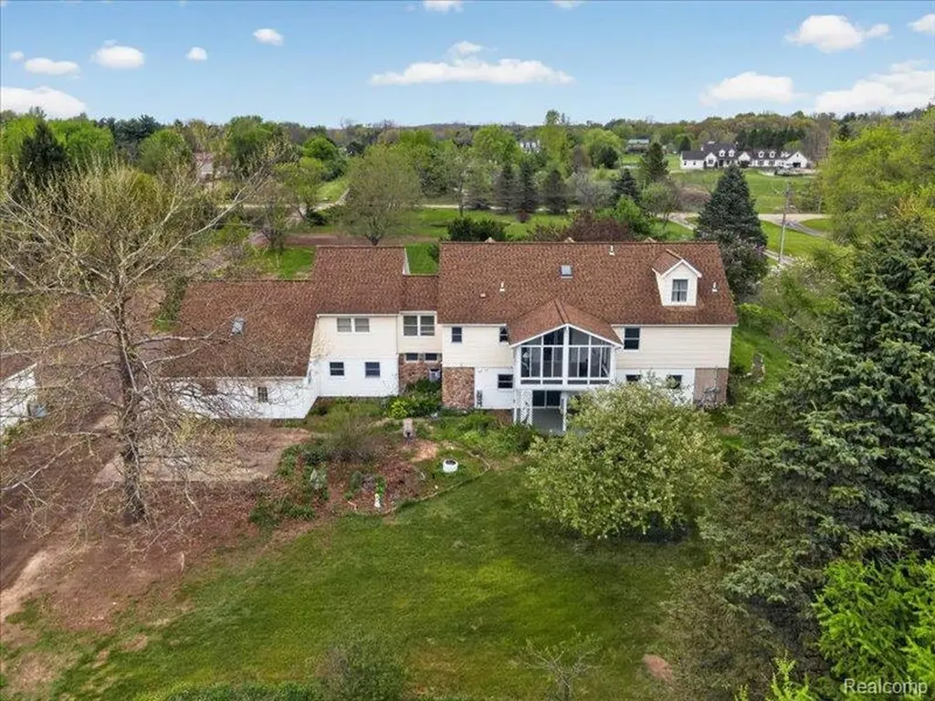 5081 Vines Road Marion Township MI 48843