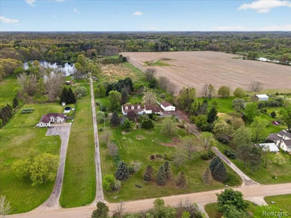 5081 Vines Road Marion Township MI 48843