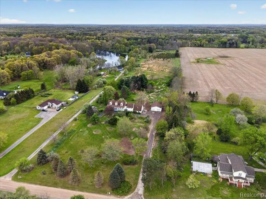 5081 Vines Road Marion Township MI 48843