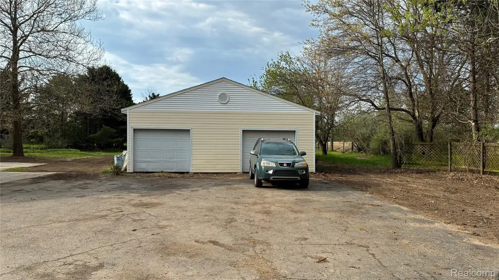 5081 Vines Road Marion Township MI 48843