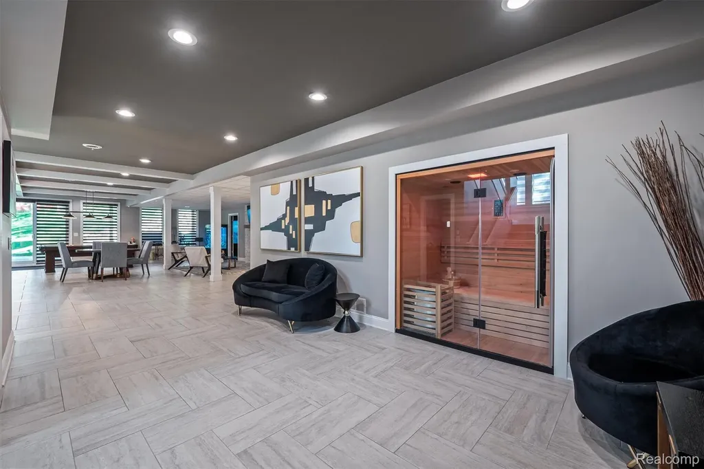6608 Minnow Pond Drive West Bloomfield Charter Township MI 48322