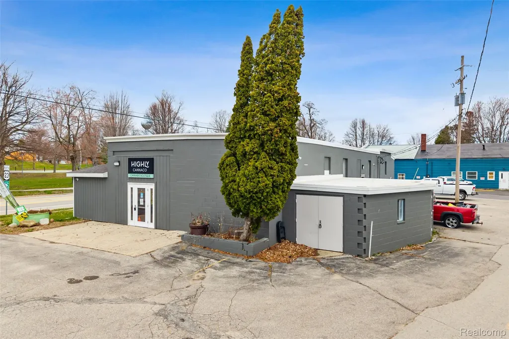 108 N Us Highway 23 Harrisville City MI 48740