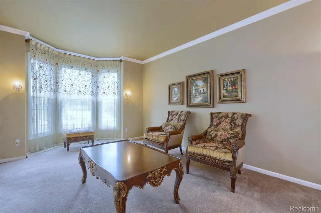 2007 Mapleridge Road Rochester Hills City MI 48309