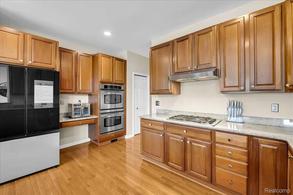 3881 High Grove Way Orion Charter Township MI 48360