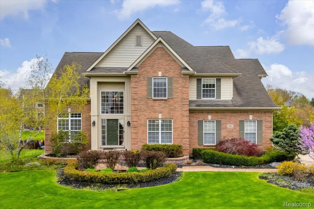 3881 High Grove Way Orion Charter Township MI 48360