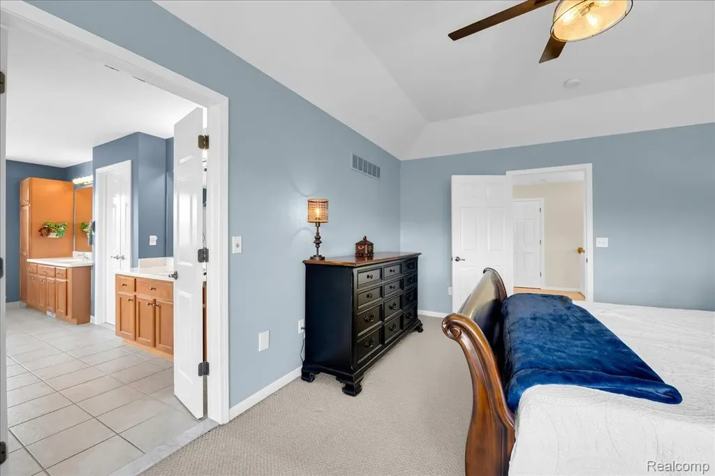 3881 High Grove Way Orion Charter Township MI 48360