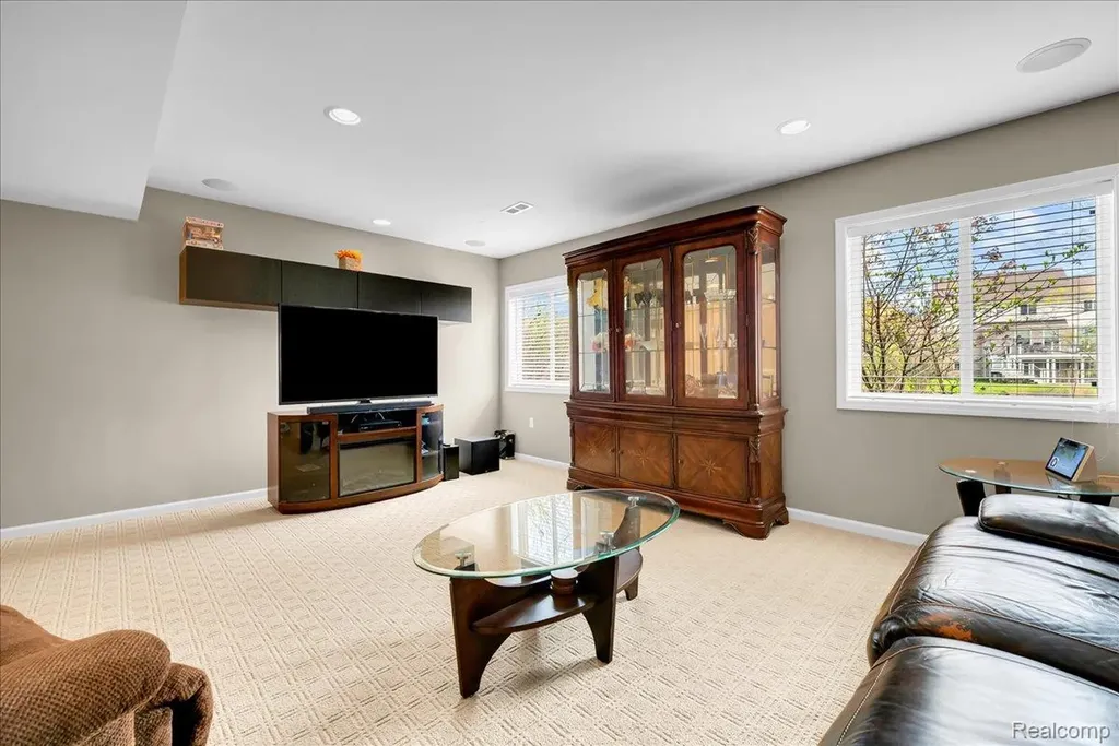3881 High Grove Way Orion Charter Township MI 48360