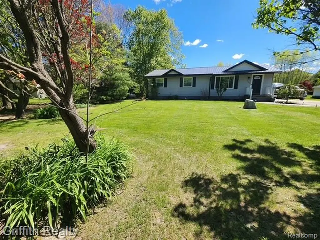 3148 Hogback Road Handy Township MI 48836