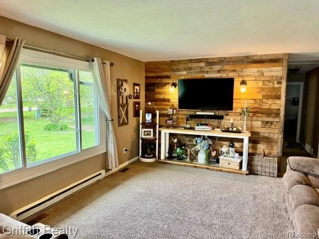 3148 Hogback Road Handy Township MI 48836