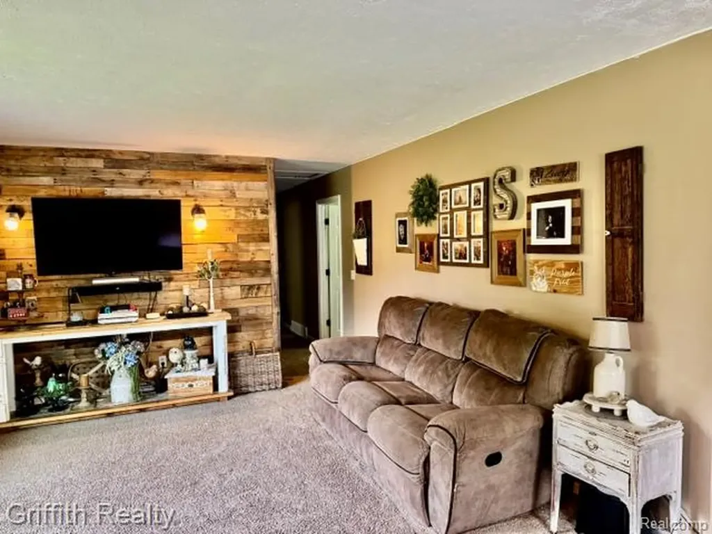 3148 Hogback Road Handy Township MI 48836