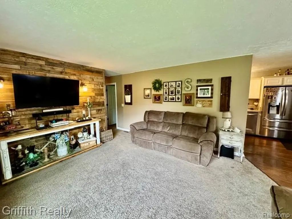 3148 Hogback Road Handy Township MI 48836