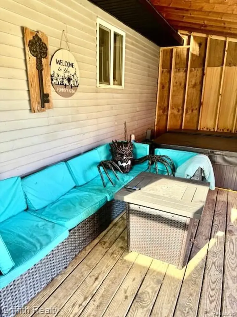 3148 Hogback Road Handy Township MI 48836