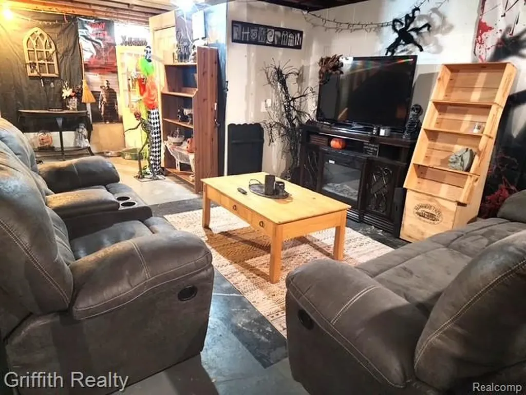 3148 Hogback Road Handy Township MI 48836