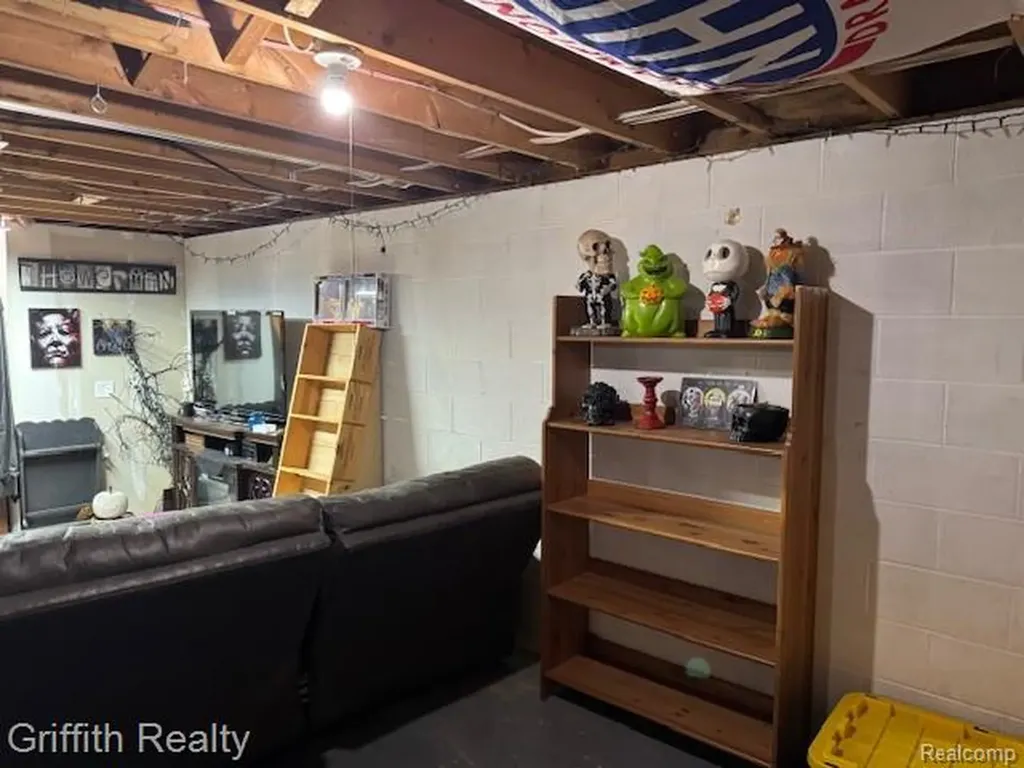 3148 Hogback Road Handy Township MI 48836