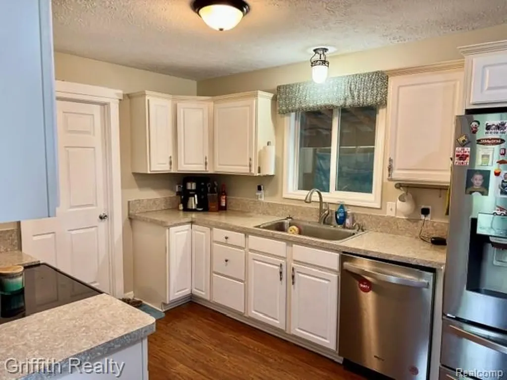 3148 Hogback Road Handy Township MI 48836