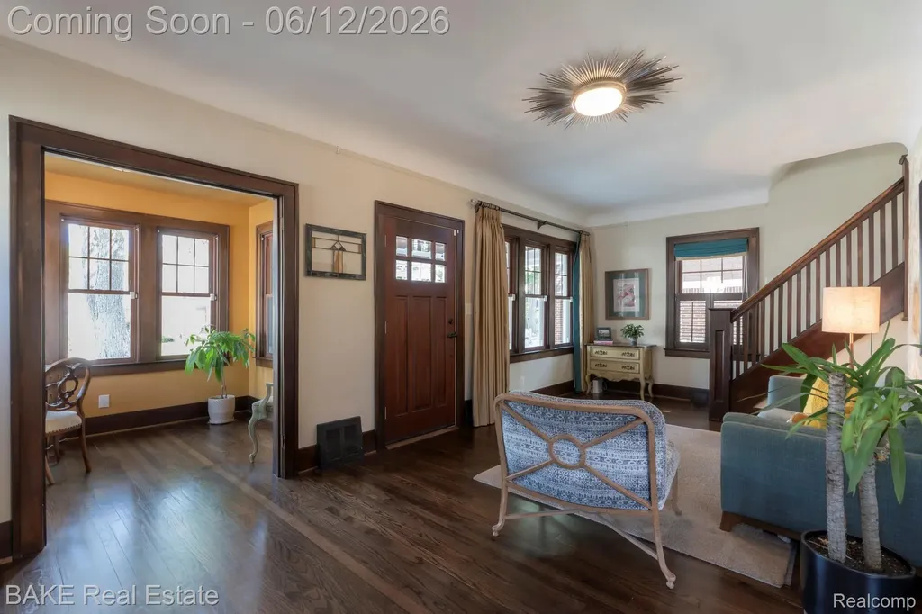 675 W Hazelhurst Street Ferndale City MI 48220