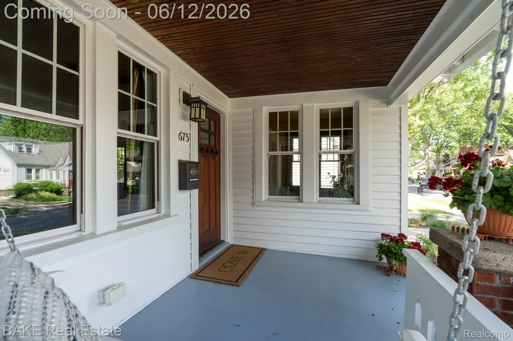 675 W Hazelhurst Street Ferndale City MI 48220