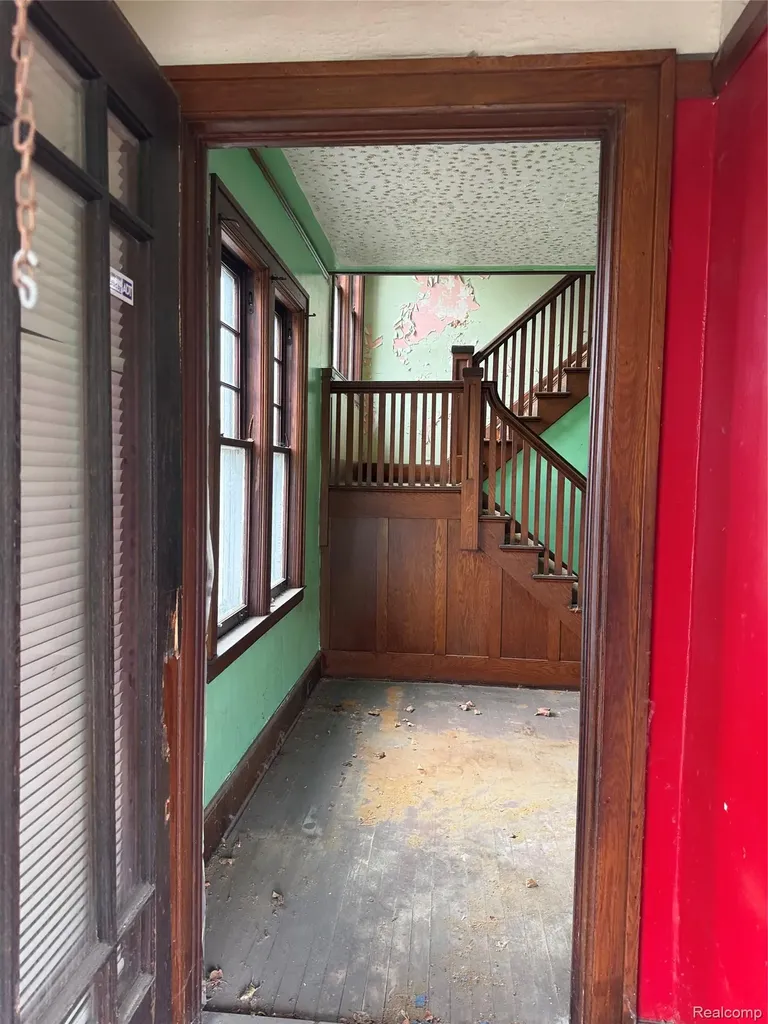 4420 Burns Street Detroit City MI 48214