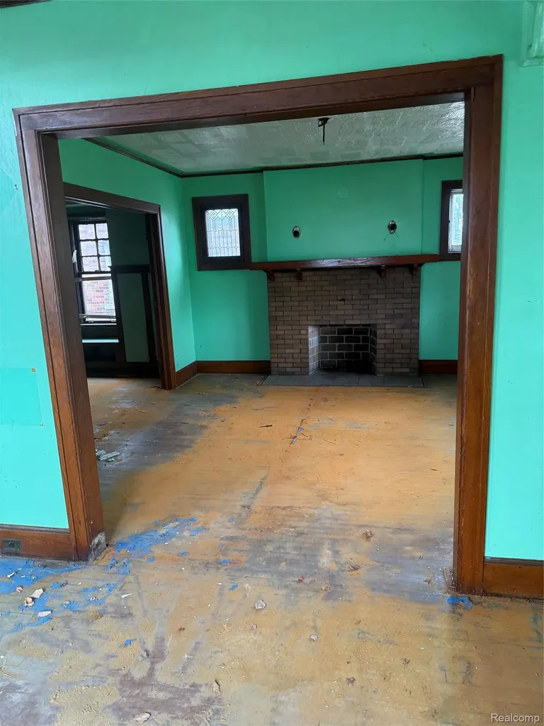 4420 Burns Street Detroit City MI 48214