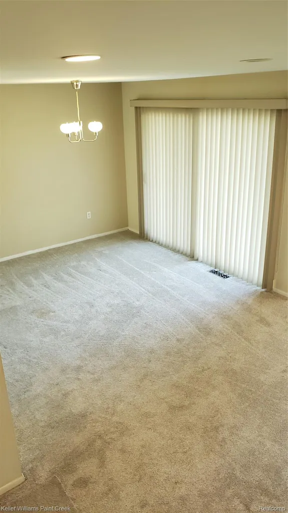 5872 Vassar West Bloomfield Charter Township MI 48322