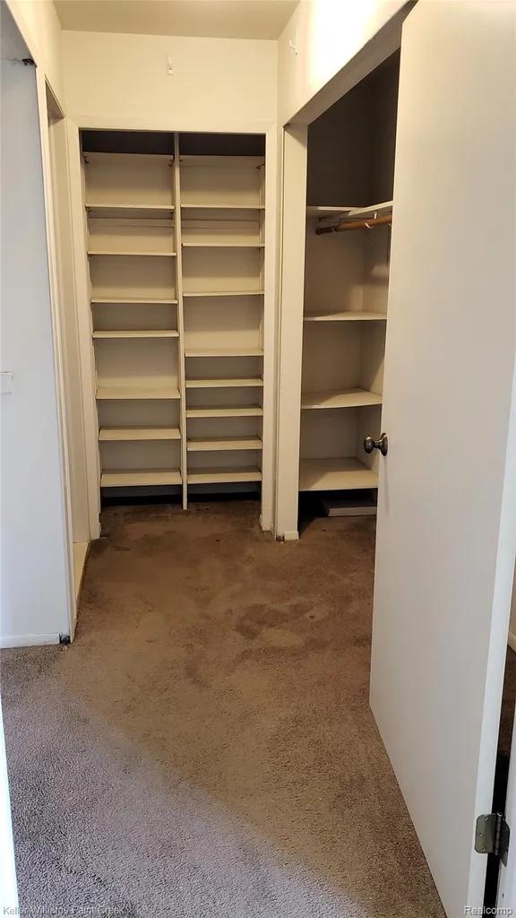 5872 Vassar West Bloomfield Charter Township MI 48322