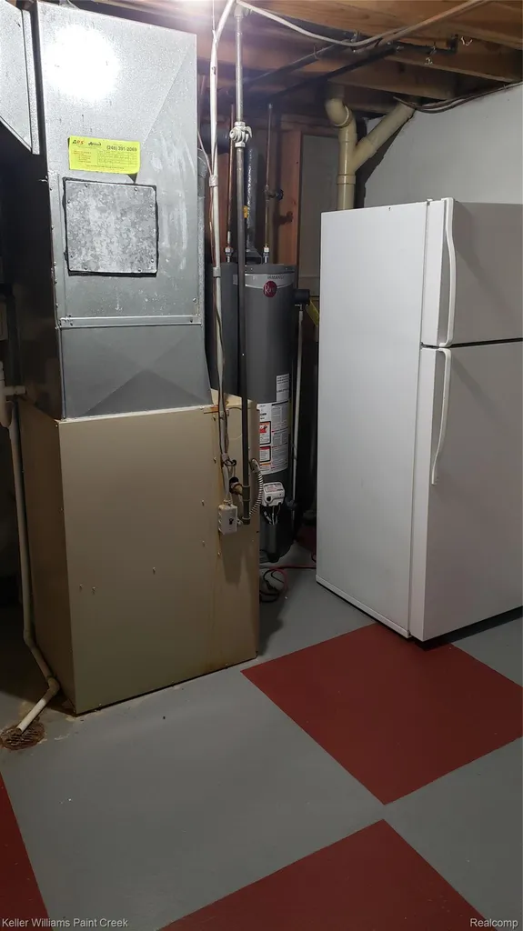 5872 Vassar West Bloomfield Charter Township MI 48322