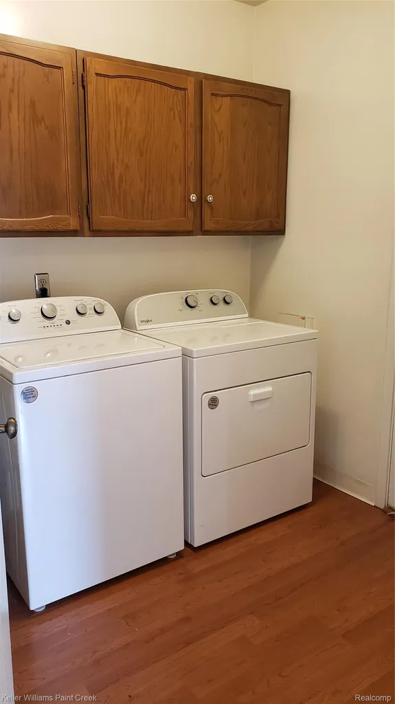 5872 Vassar West Bloomfield Charter Township MI 48322