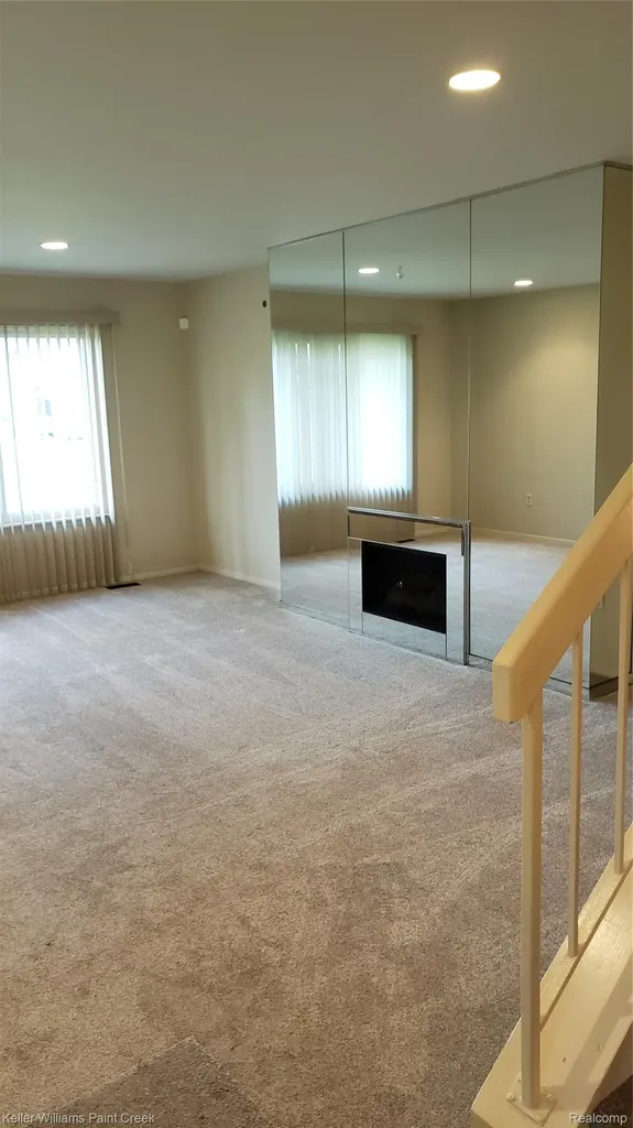 5872 Vassar West Bloomfield Charter Township MI 48322