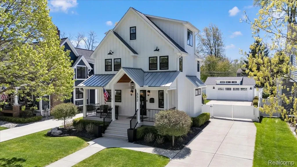 332 Highland Avenue Rochester City MI 48307