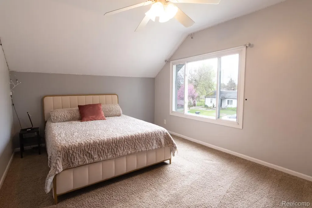 20804 Rensselaer Street Farmington Hills City MI 48336