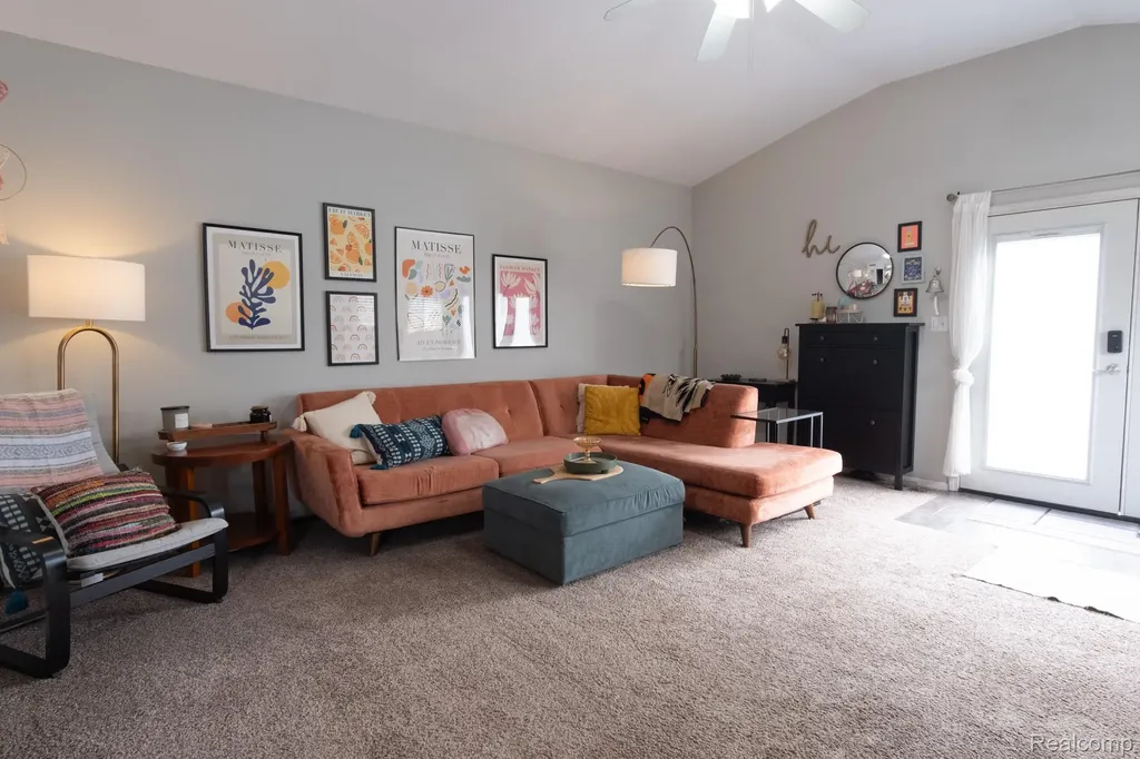 20804 Rensselaer Street Farmington Hills City MI 48336