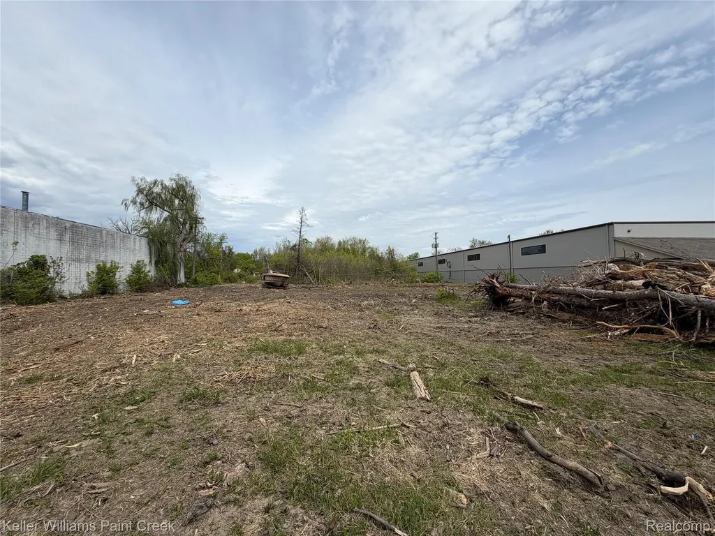 22477 15 Mile Road Clinton Charter Township MI 48035