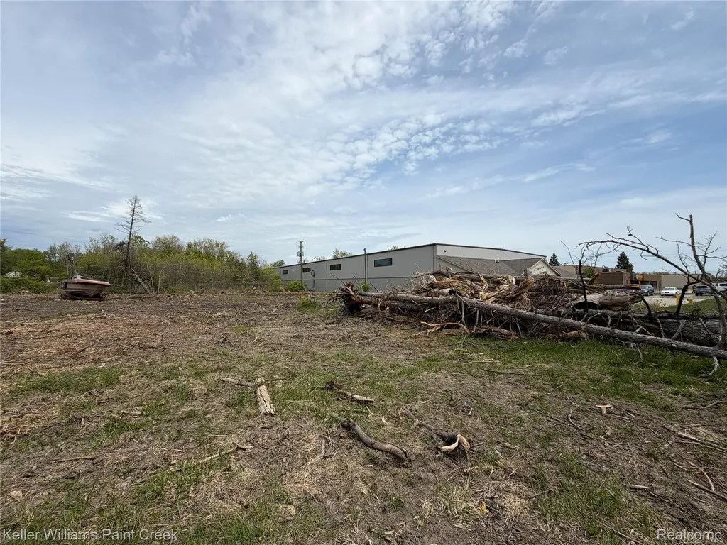 22477 15 Mile Road Clinton Charter Township MI 48035