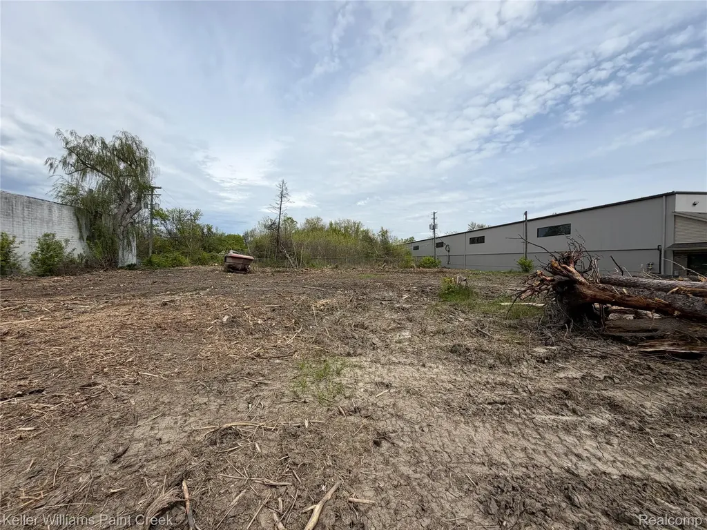 22477 15 Mile Road Clinton Charter Township MI 48035