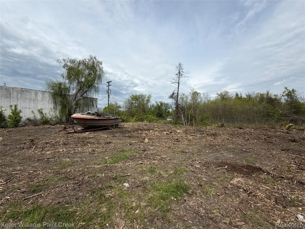 22477 15 Mile Road Clinton Charter Township MI 48035