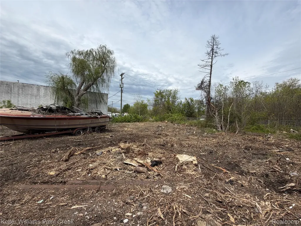 22477 15 Mile Road Clinton Charter Township MI 48035